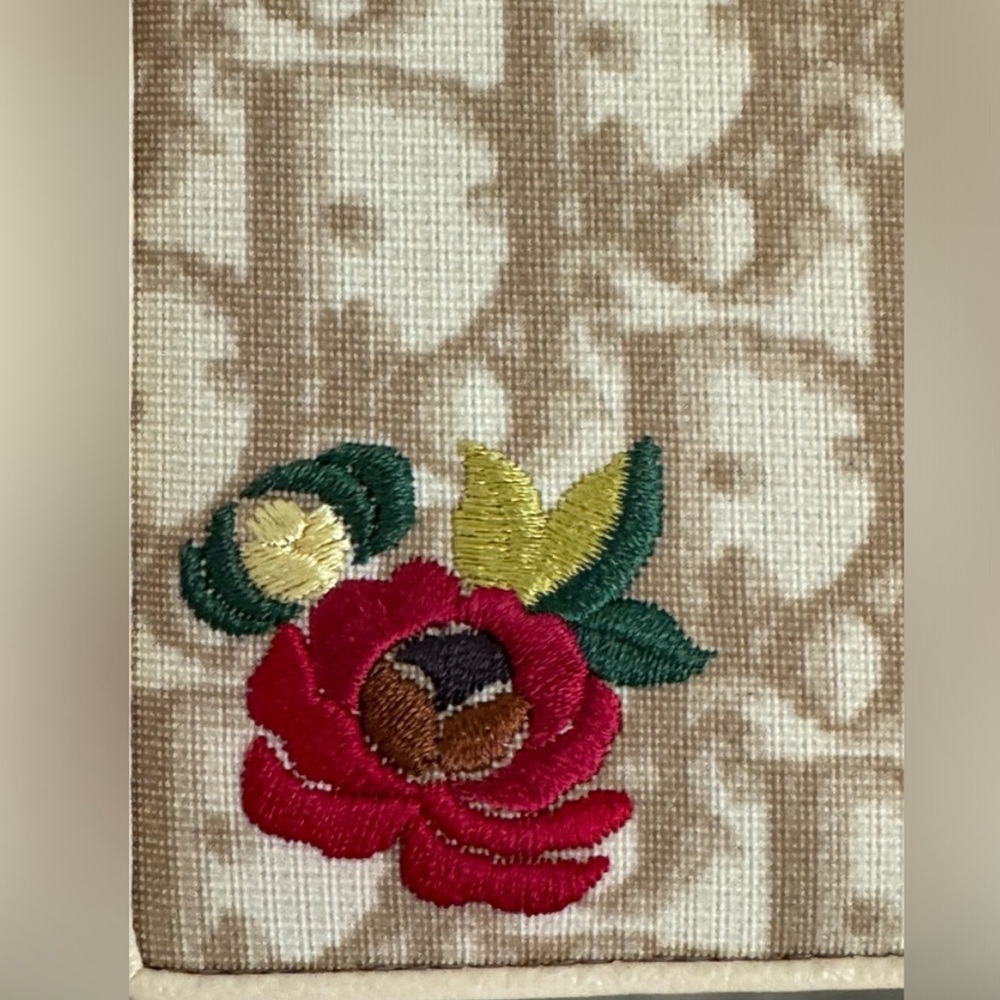 **SOLD** Dior Flower Trotter Card case with COA - Picture 8 of 11